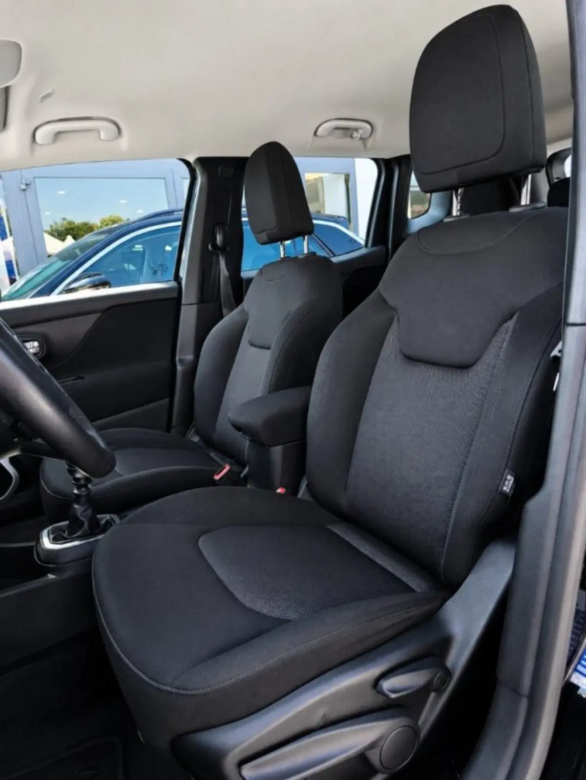 Jeep Renegade usata a Firenze (12)