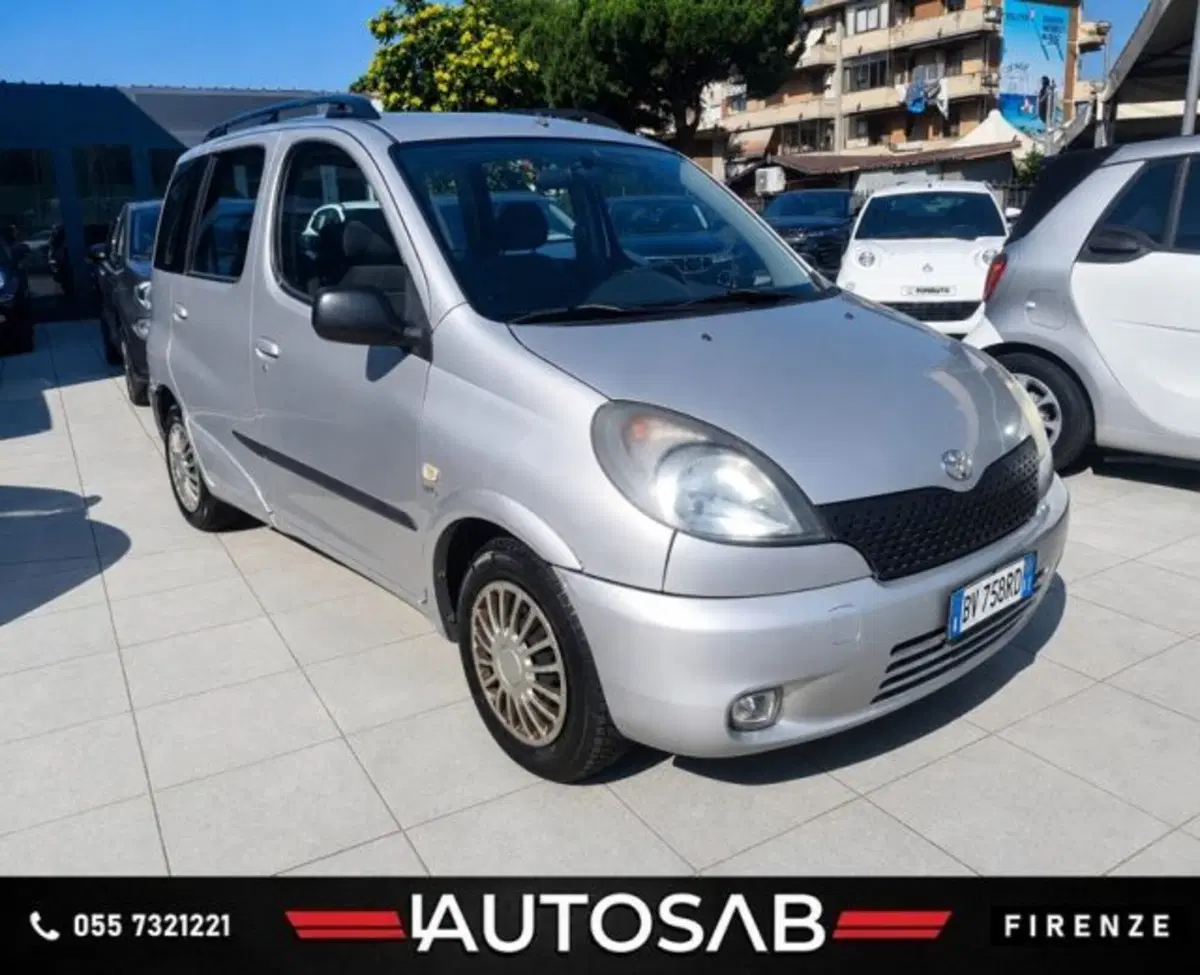 Toyota Yaris usata a Firenze