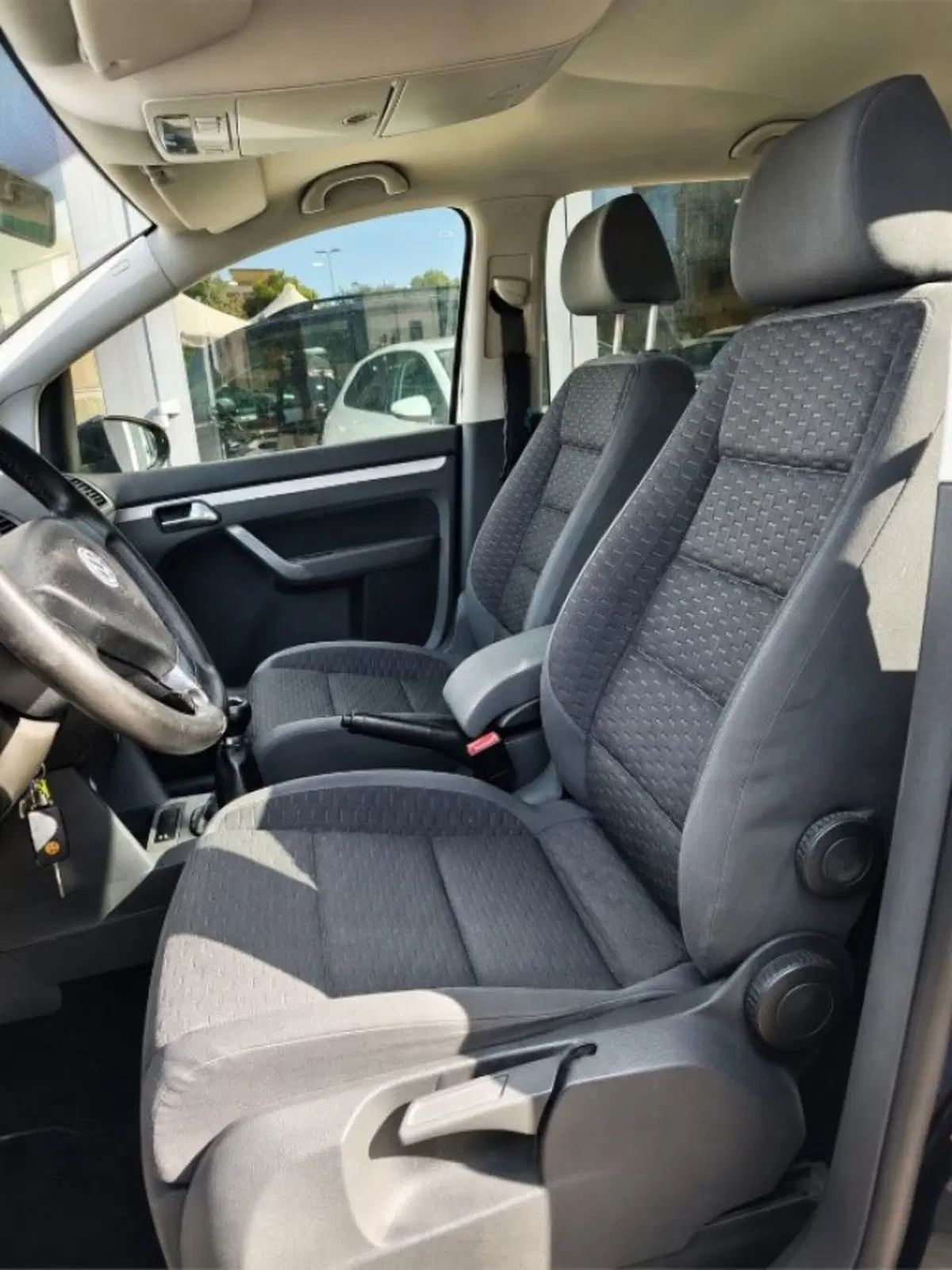 Volkswagen Touran usata a Firenze (11)