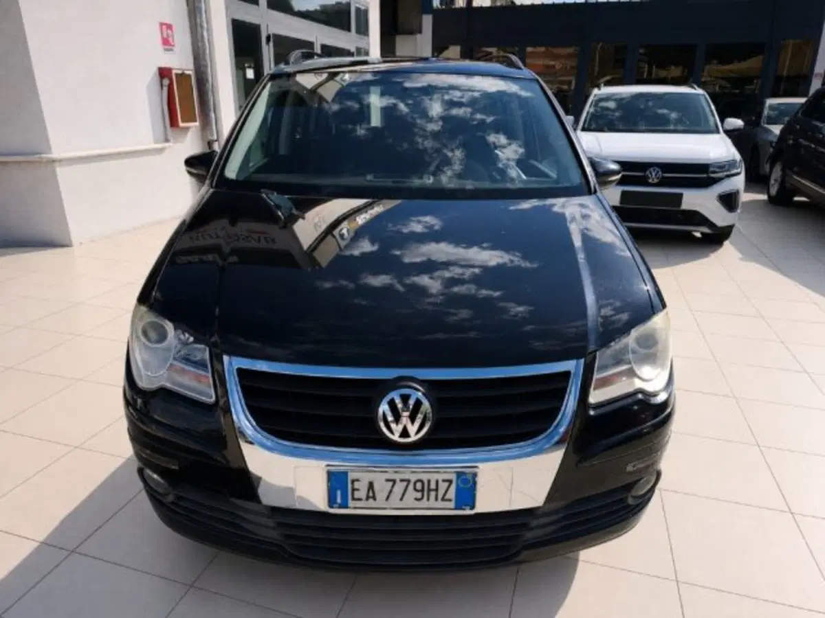 Volkswagen Touran usata a Firenze (2)