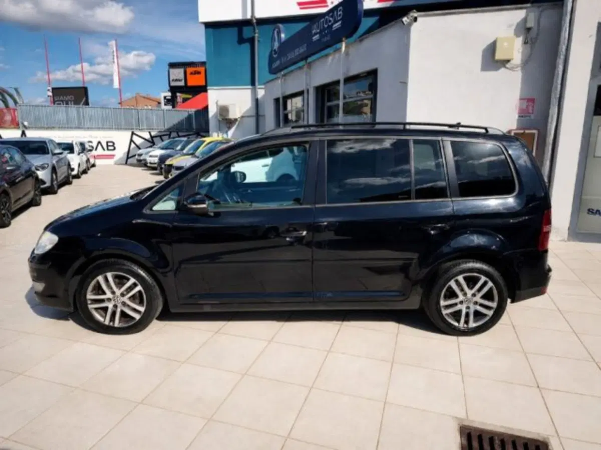 Volkswagen Touran usata a Firenze (6)