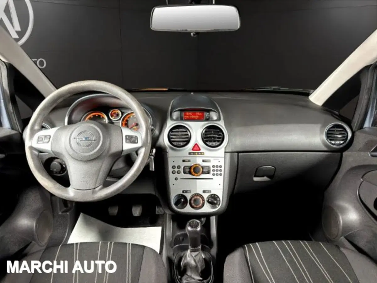Opel Corsa usata a Perugia (13)