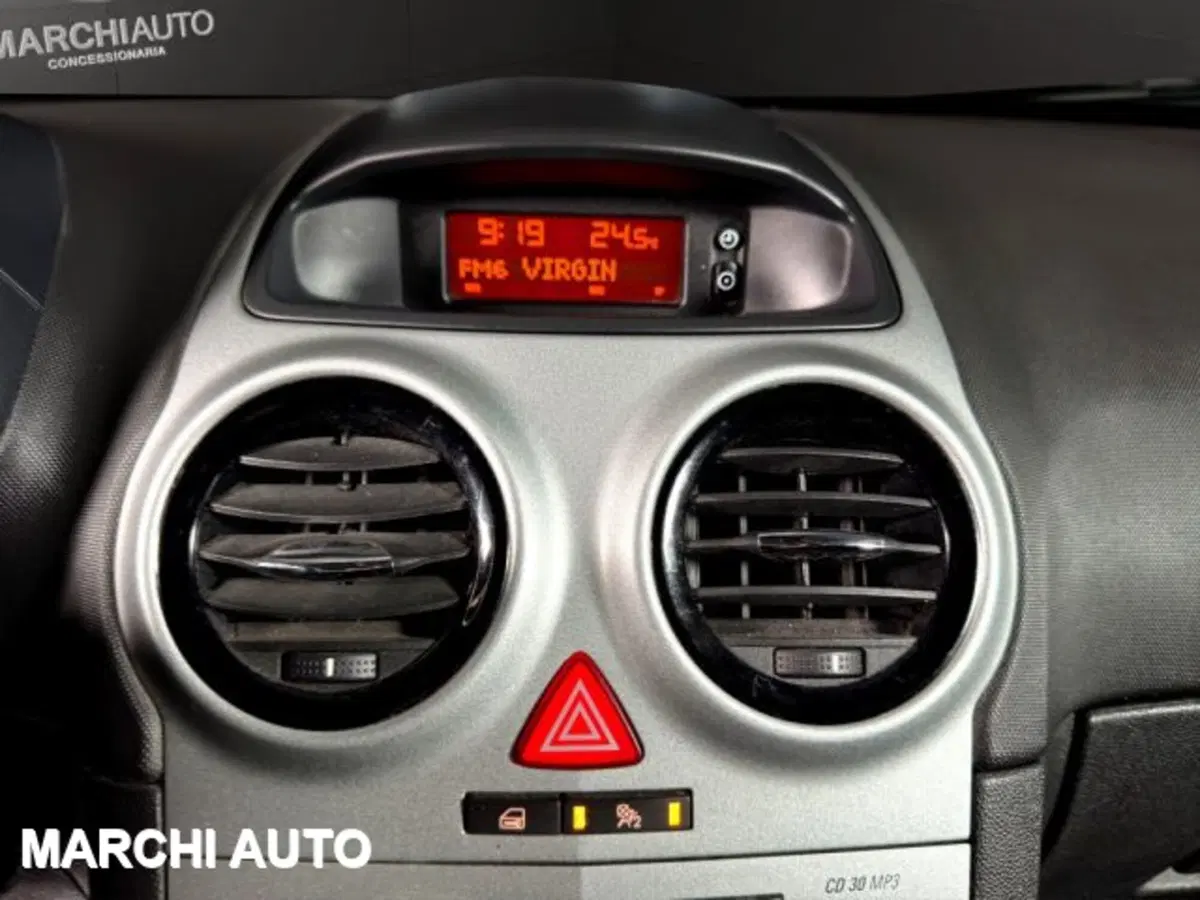 Opel Corsa usata a Perugia (17)
