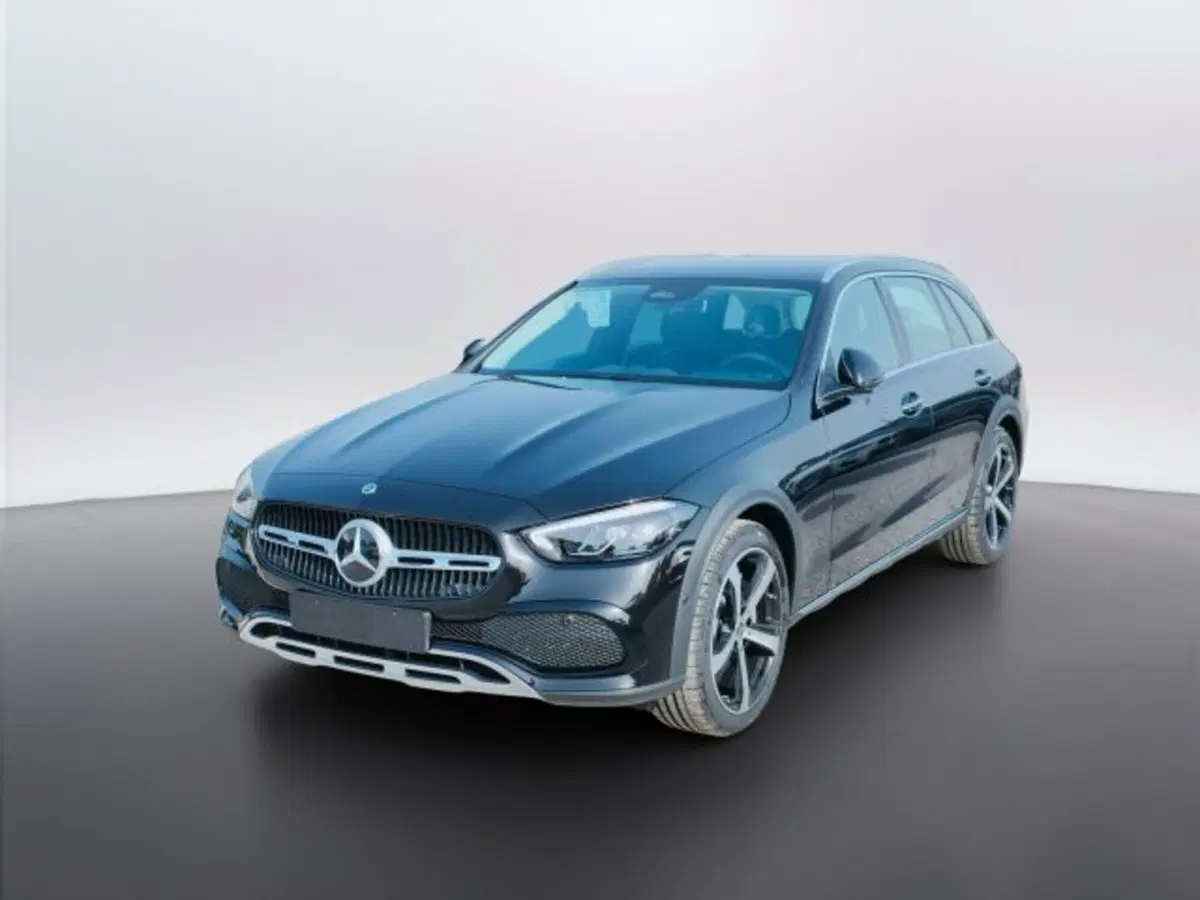Mercedes-Benz Classe C nuova a Teramo