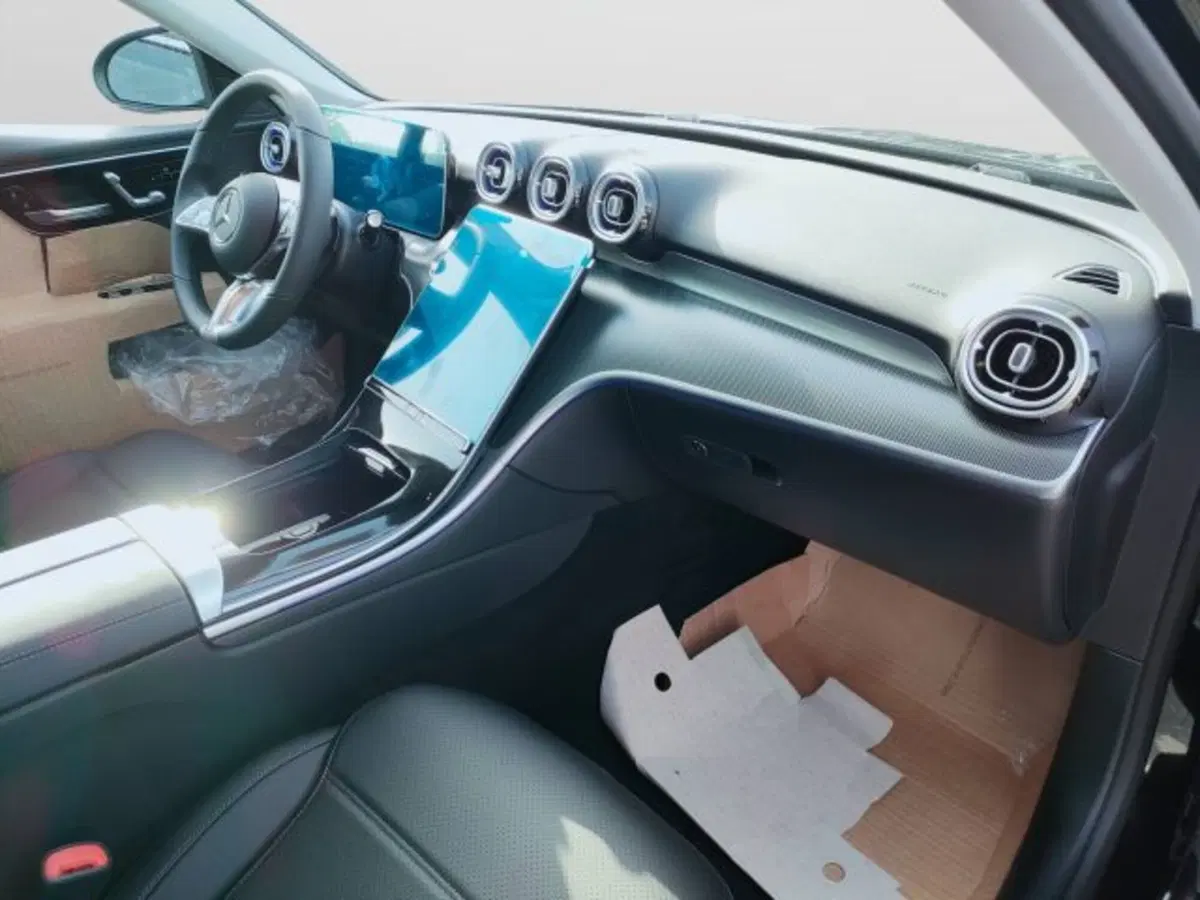 Mercedes-Benz Classe C nuova a Teramo (12)