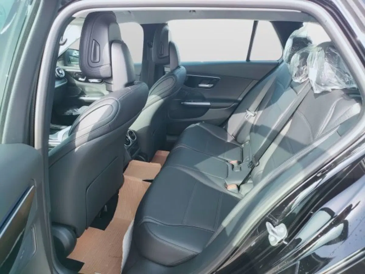 Mercedes-Benz Classe C nuova a Teramo (9)