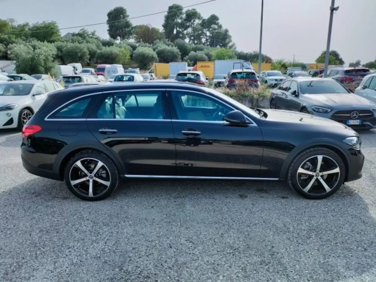 Mercedes-Benz Classe C Station Wagon nuova a Teramo (7)