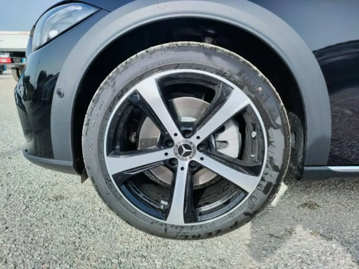 Mercedes-Benz Classe C Station Wagon nuova a Teramo (8)