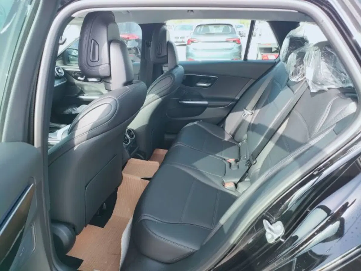 Mercedes-Benz Classe C Station Wagon nuova a Teramo (9)