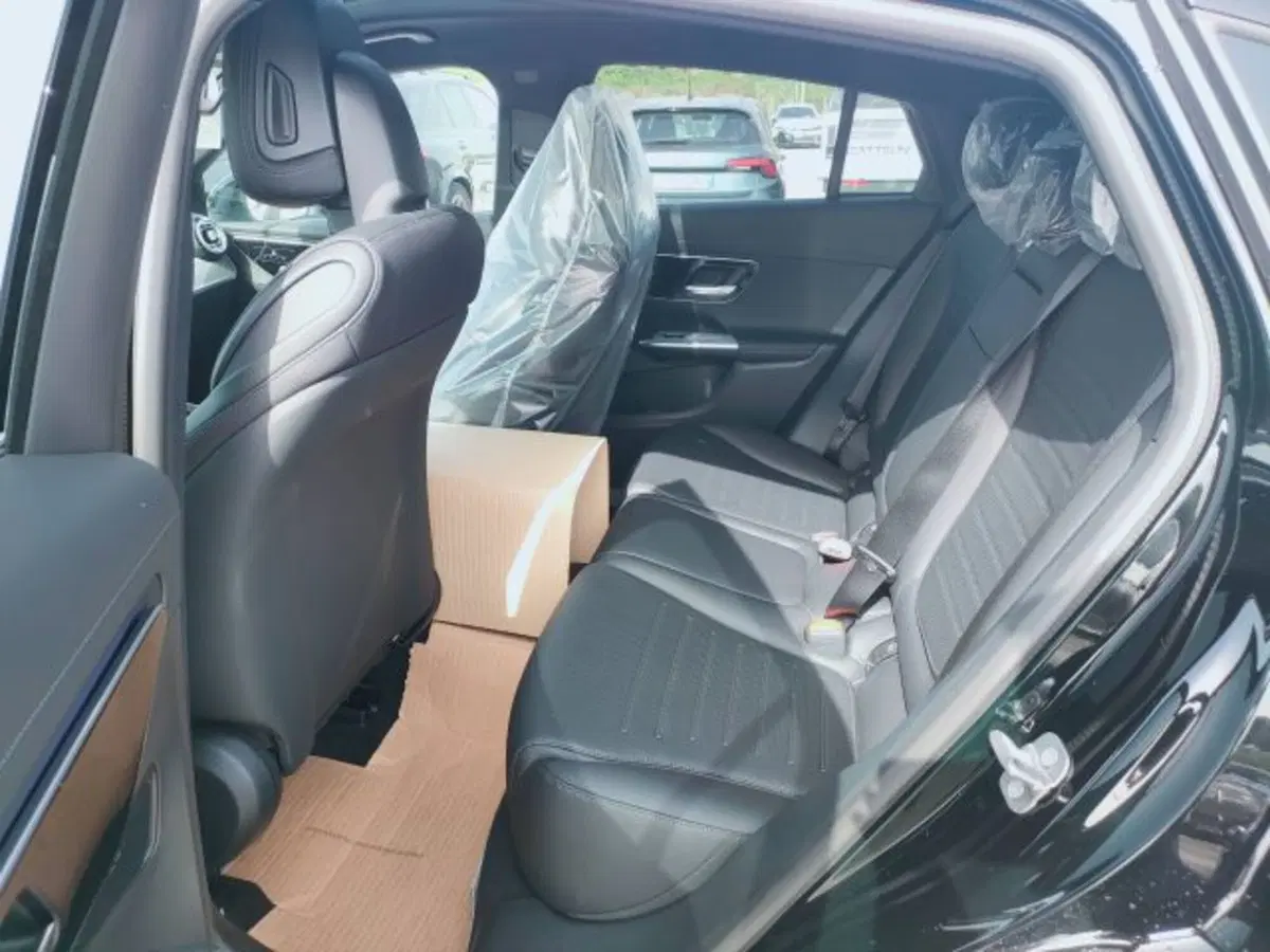 Mercedes-Benz CLE Coupé nuova a Teramo (8)
