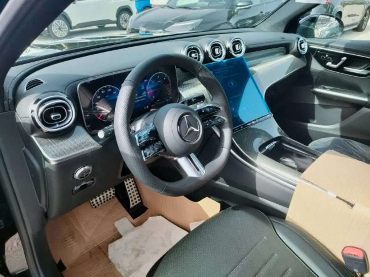 Mercedes-Benz CLE Coupé nuova a Teramo (9)