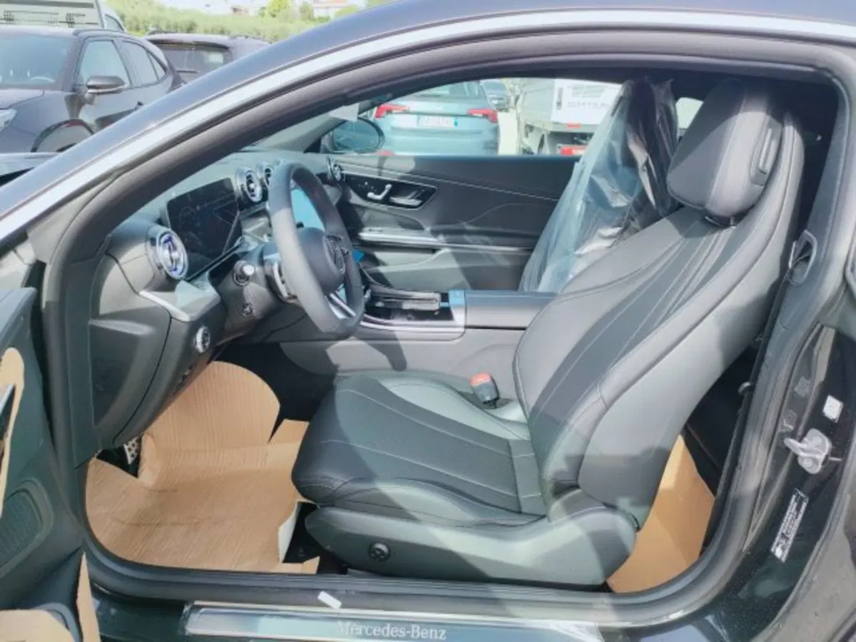 Mercedes-Benz CLE Coupé nuova a Teramo (9)