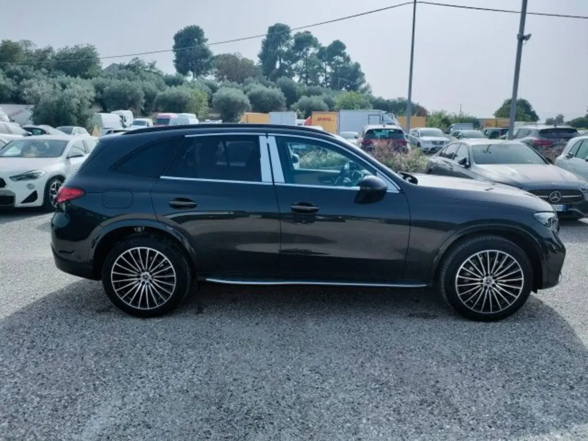 Mercedes-Benz GLC SUV nuova a Teramo (7)