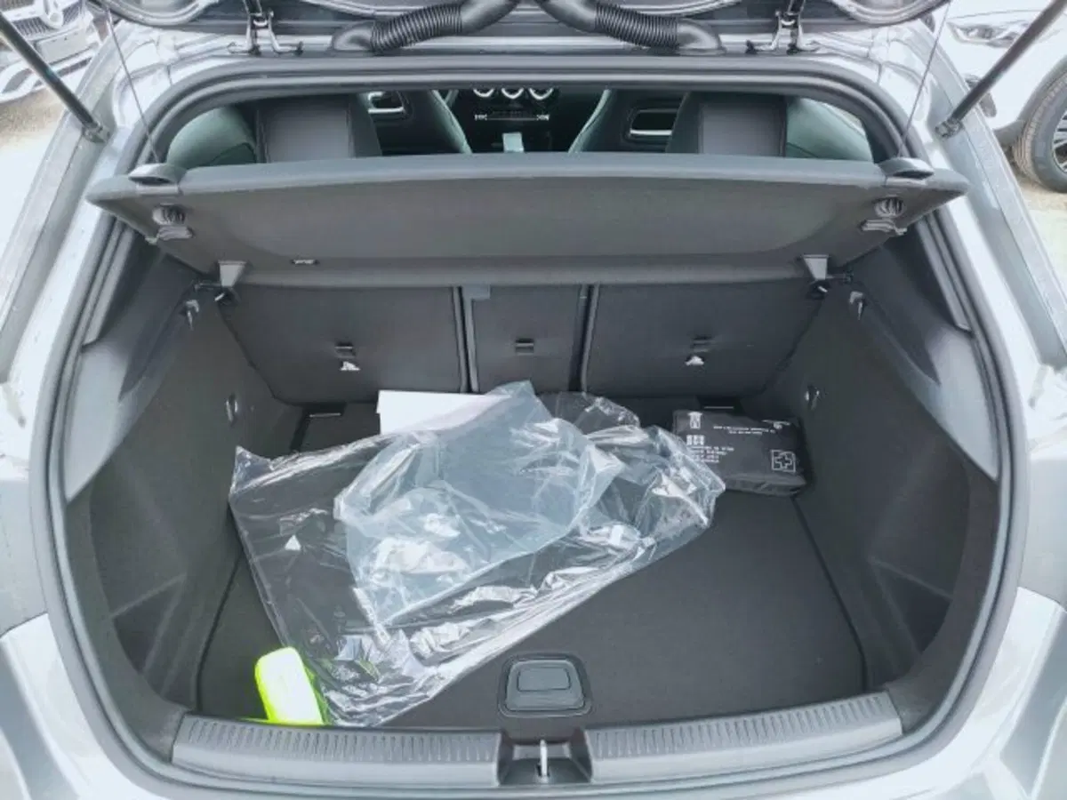 Mercedes-Benz Classe A nuova a Teramo (7)