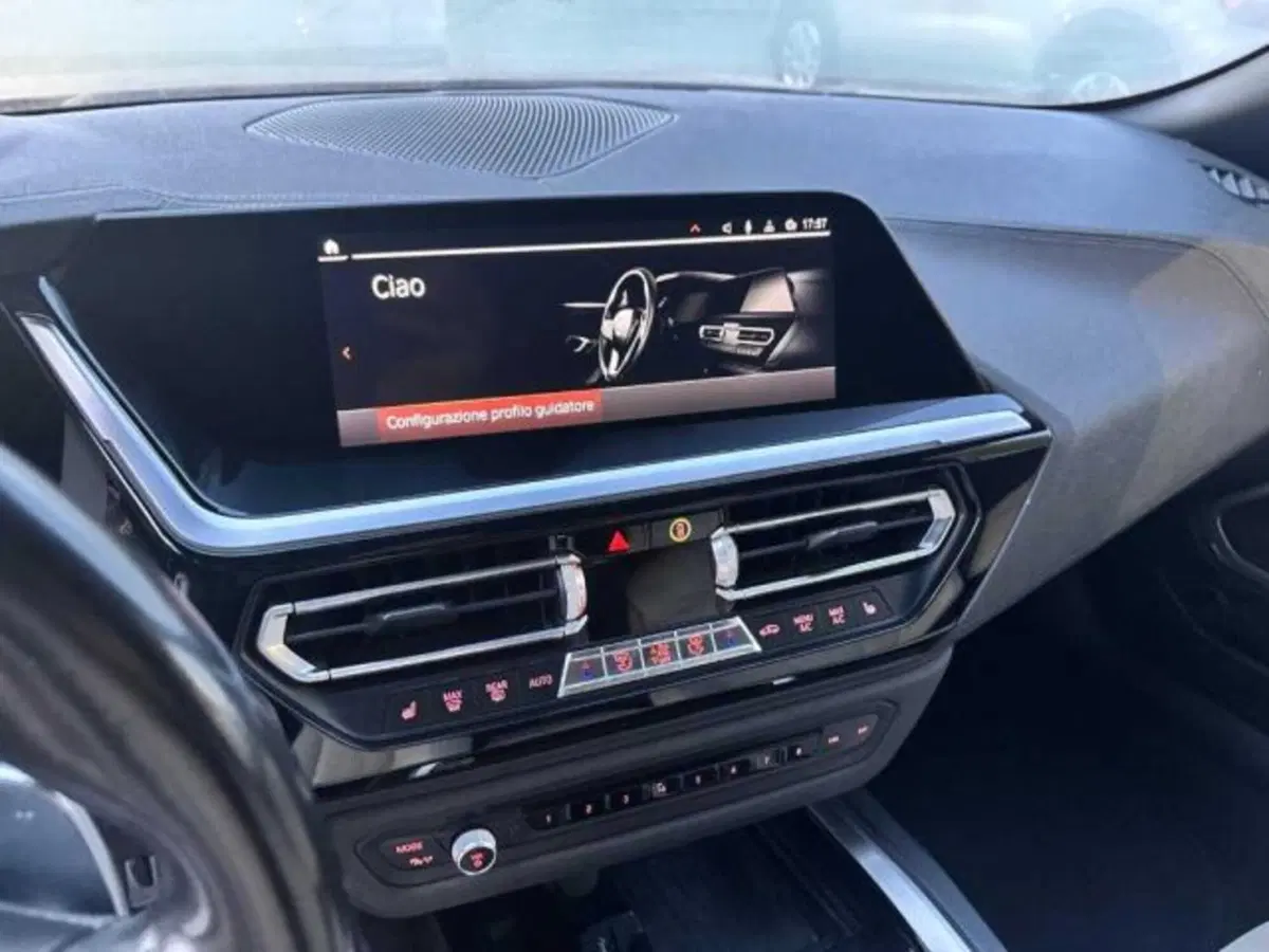 BMW Z4 Cabrio usata a Caltanissetta (9)