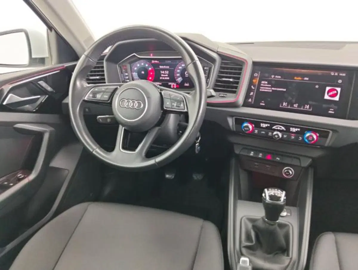 Audi A1 Sportback usata a Como (10)