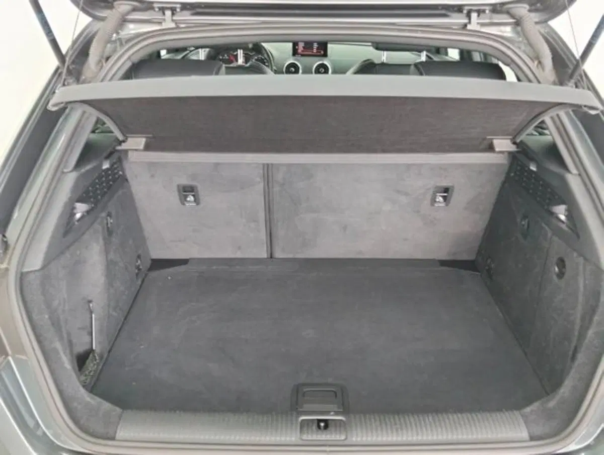 Audi A3 Sportback usata a Como (17)