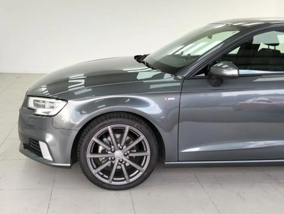 Audi A3 Sportback usata a Como (8)