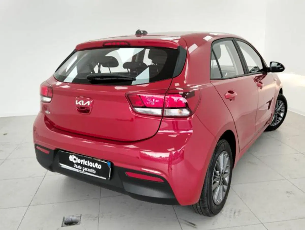 Kia Rio usata a Como (2)