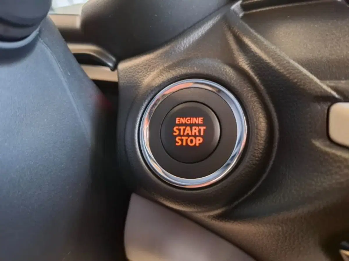 Suzuki Swift nuova a Reggio Emilia (14)