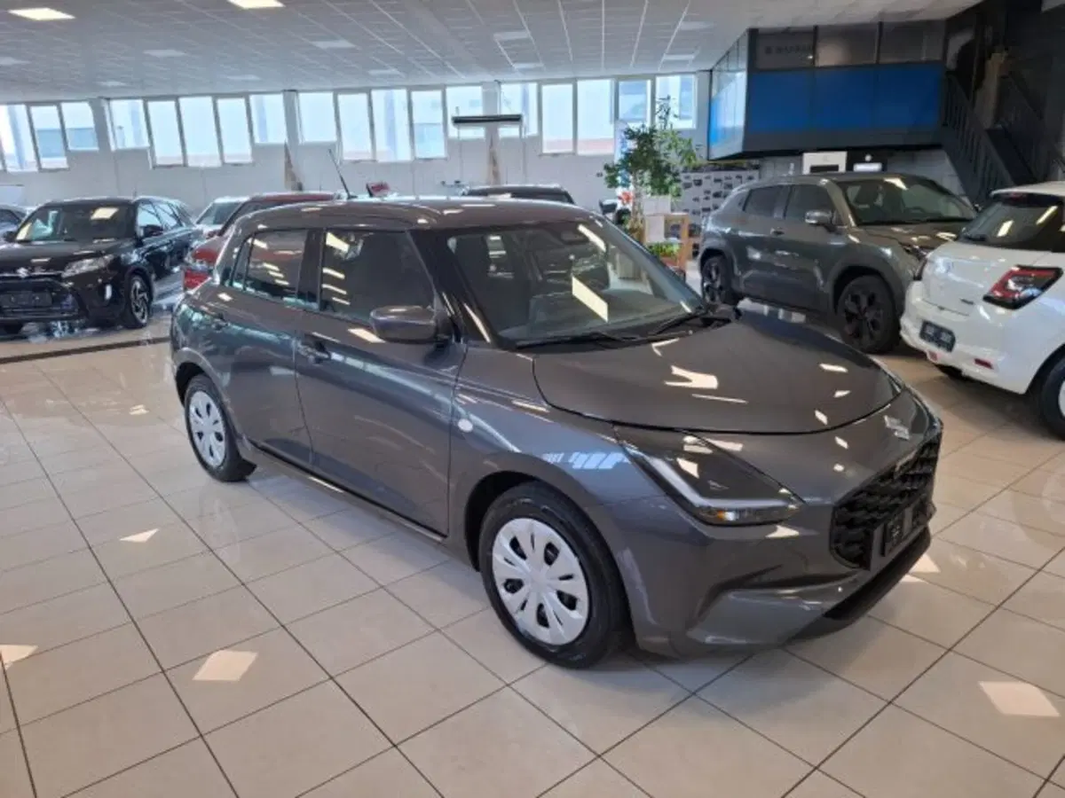 Suzuki Swift nuova a Reggio Emilia (7)