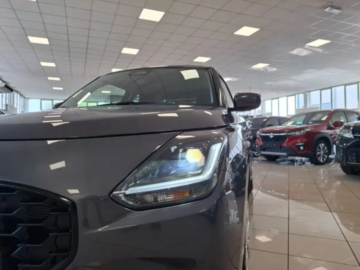 Suzuki Swift nuova a Reggio Emilia (18)