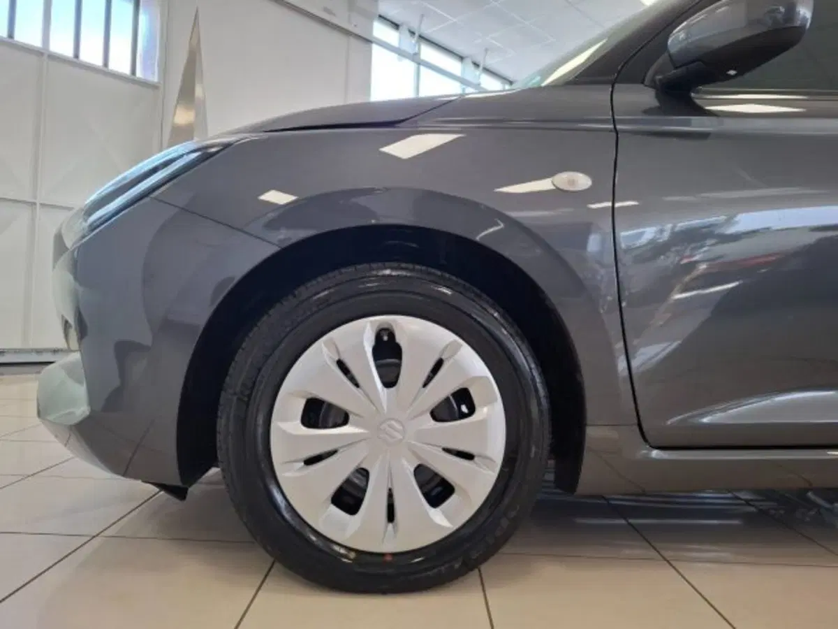 Suzuki Swift nuova a Reggio Emilia (20)