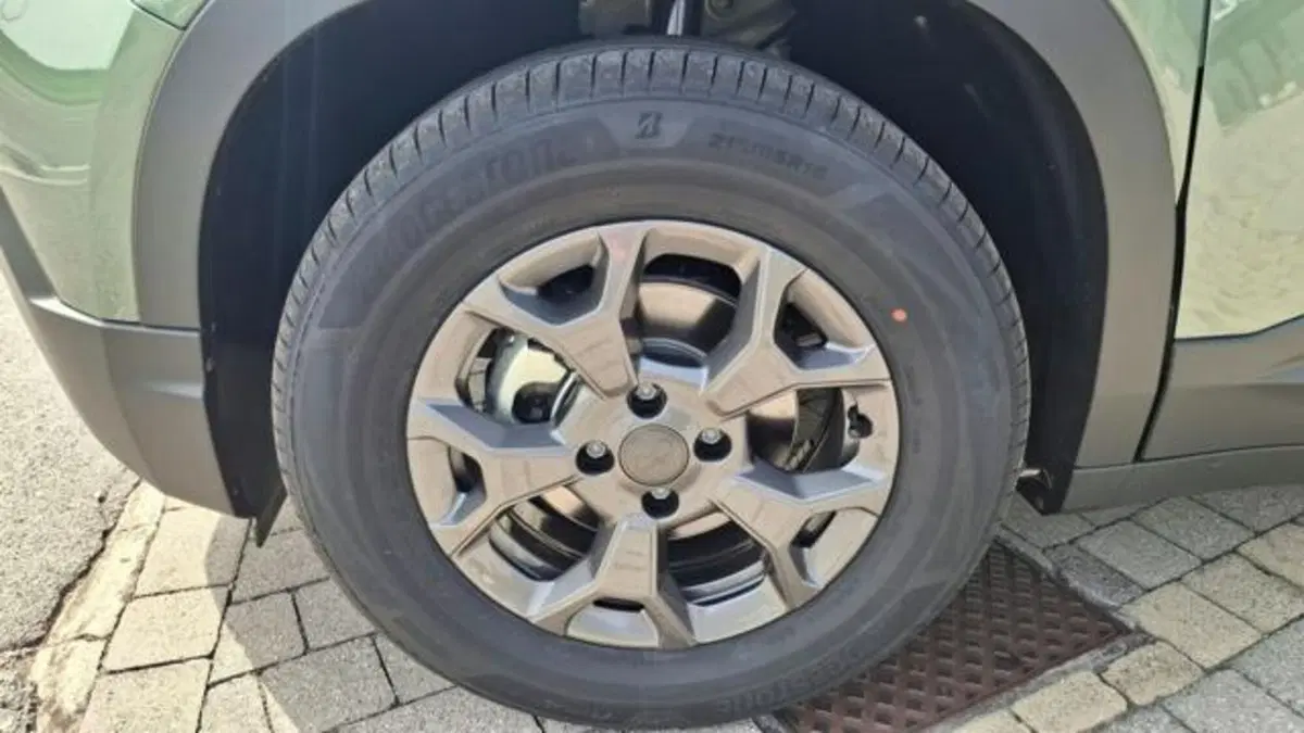 Jeep Avenger nuova a Padova (5)