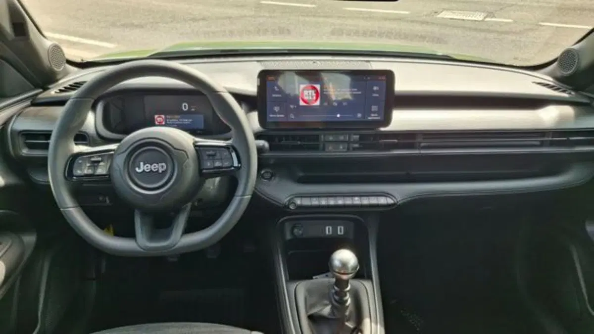 Jeep Avenger nuova a Padova (7)
