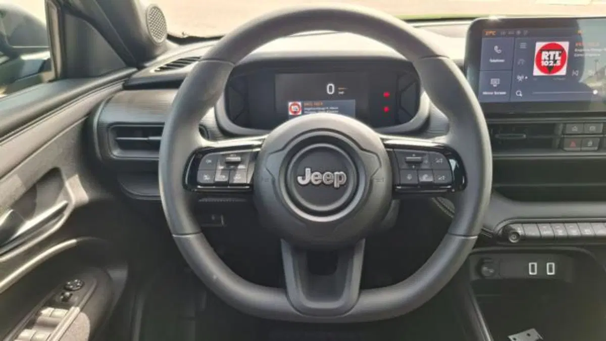 Jeep Avenger nuova a Padova (8)