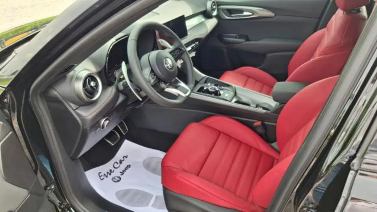 Alfa Romeo Tonale nuova a Padova (6)