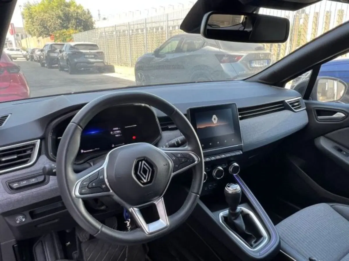 Renault Clio usata a Taranto (9)