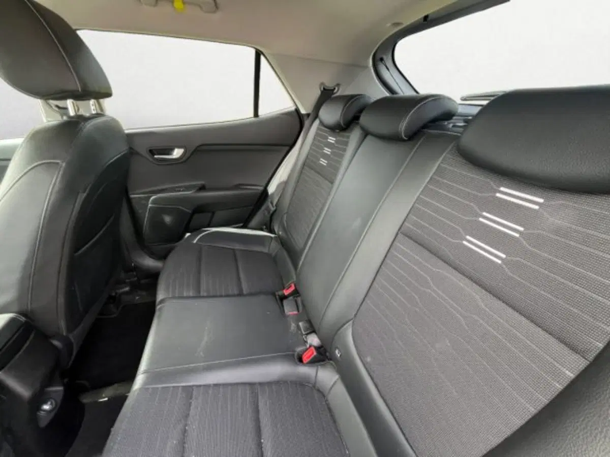 Kia Stonic usata a Udine (11)