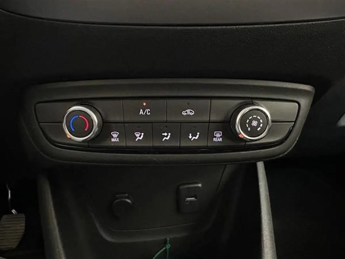 Opel Crossland usata a Siena (16)