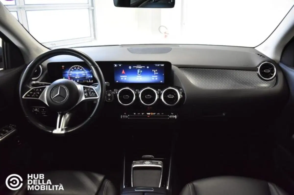 Mercedes-Benz GLA SUV usata a Perugia (10)