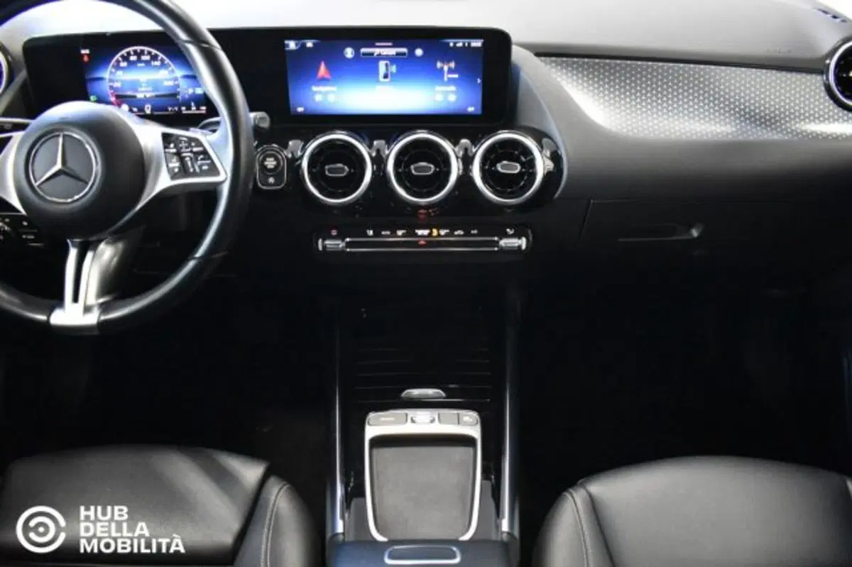 Mercedes-Benz GLA SUV usata a Perugia (11)