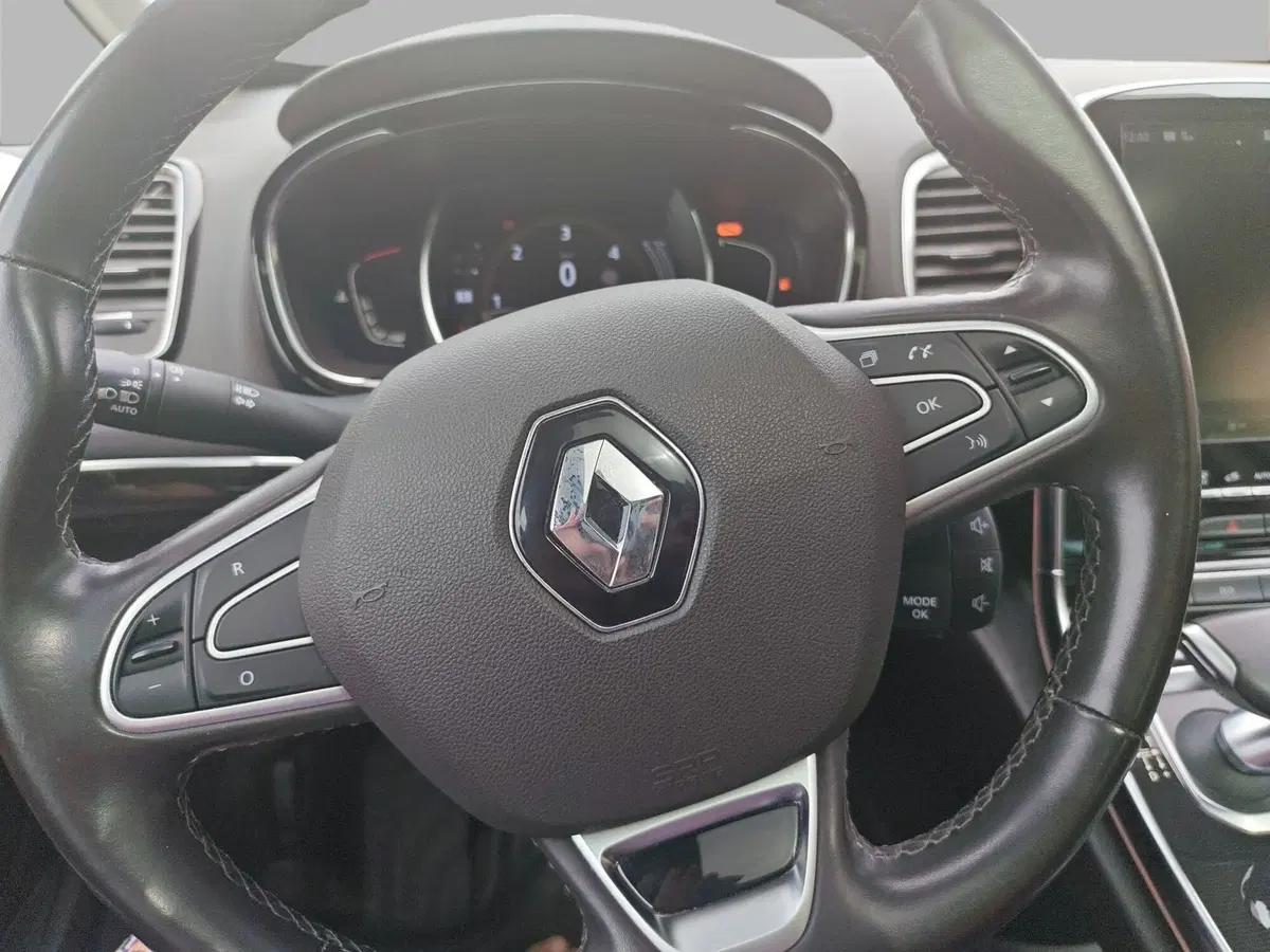 Renault Espace usata a Monza e Brianza (8)