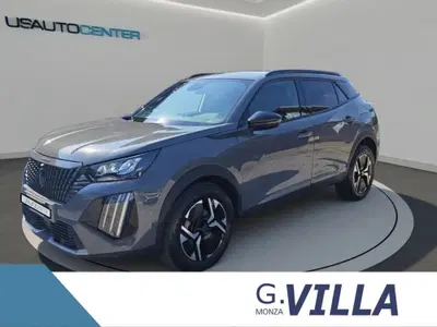 Peugeot 2008 1.2 puretech Allure s&amp;s 100cv del 2024 usata a Monza