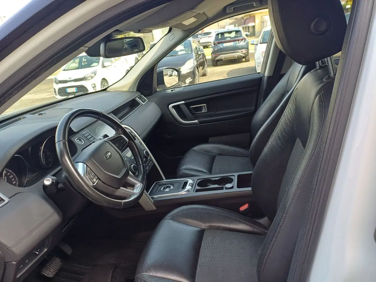 Land Rover Discovery Sport usata a Alessandria (8)