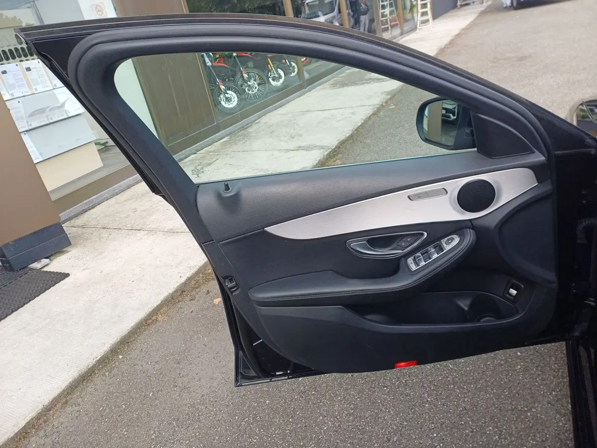 Mercedes-Benz Classe C usata a Alessandria (7)