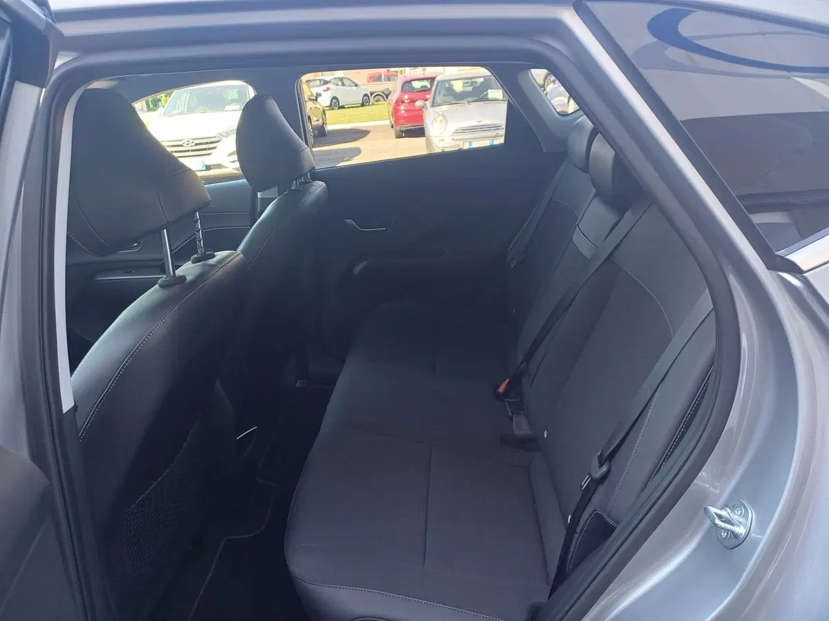 Hyundai Kona nuova a Alessandria (10)
