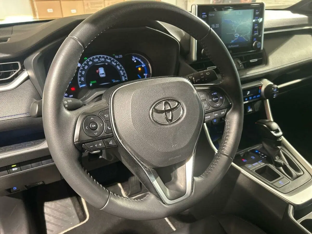 Toyota Rav4 usata a Lecco (15)