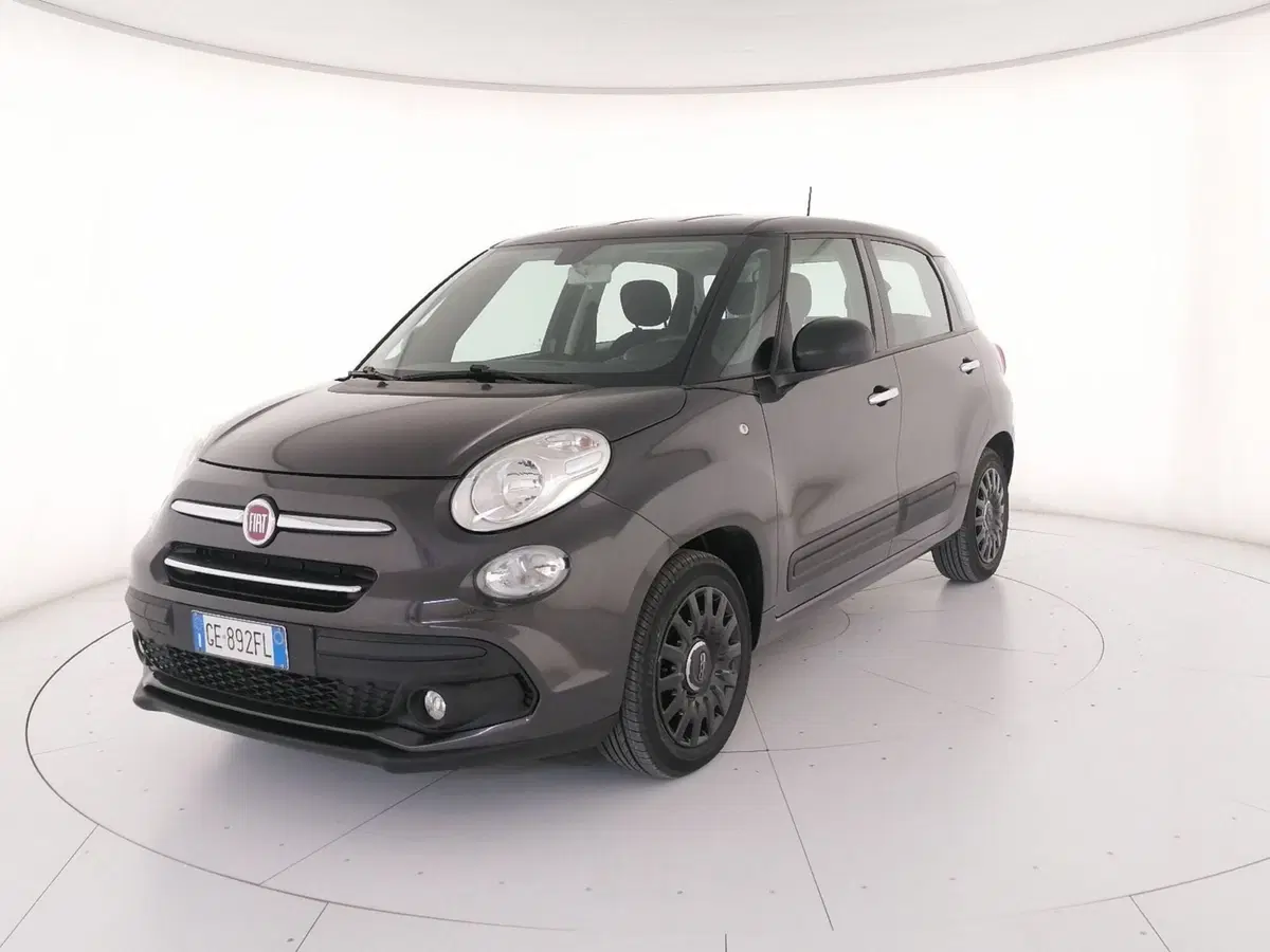 Fiat 500L usata a Roma