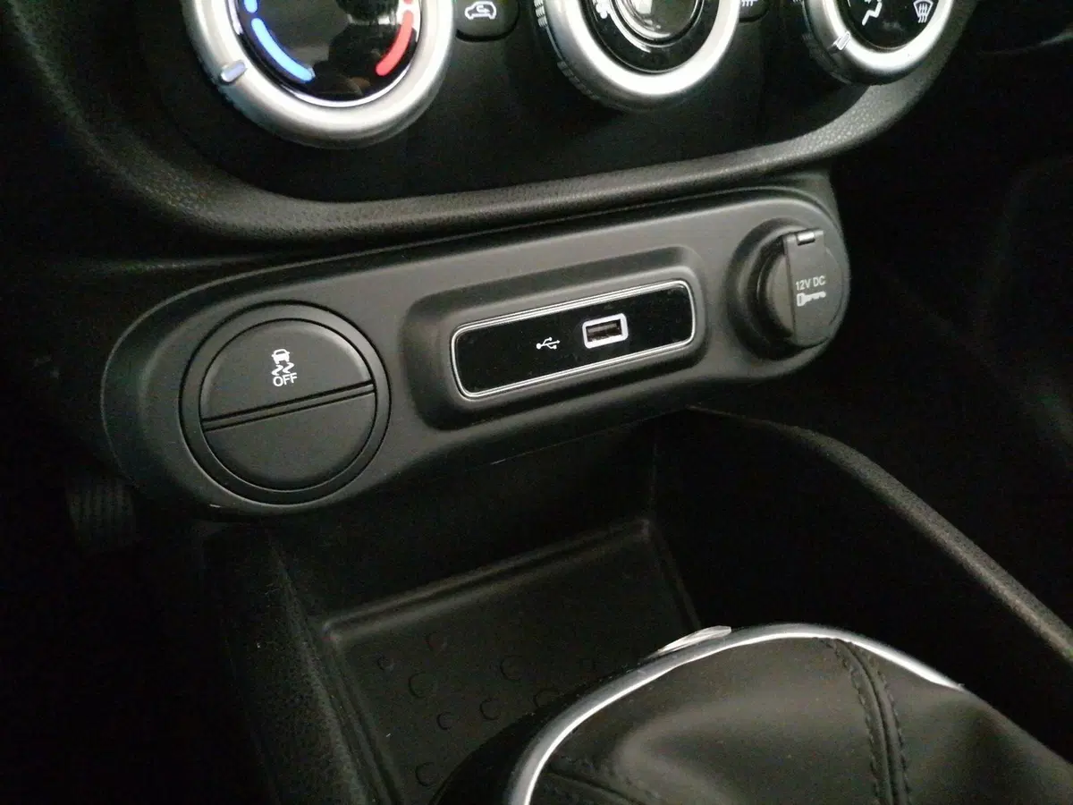 Fiat 500L usata a Roma (17)