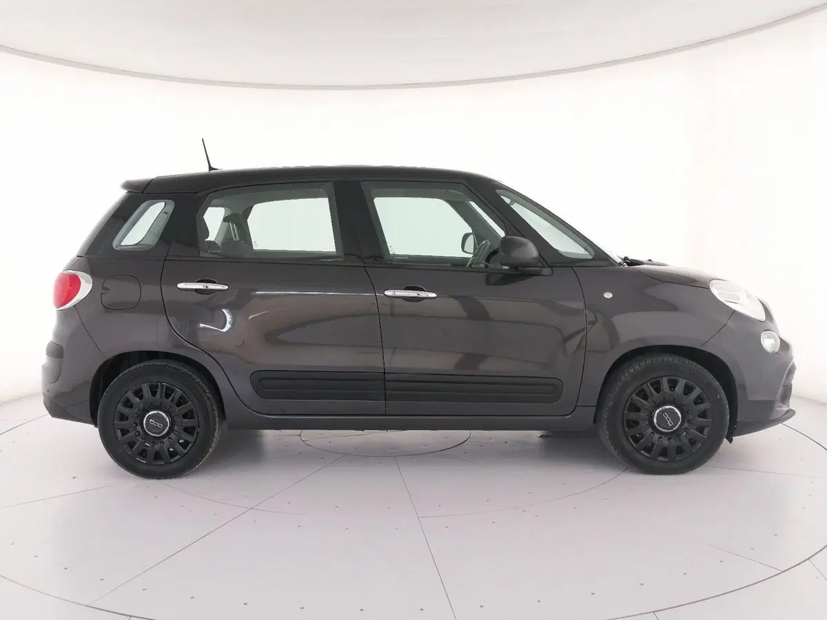 Fiat 500L usata a Roma (3)