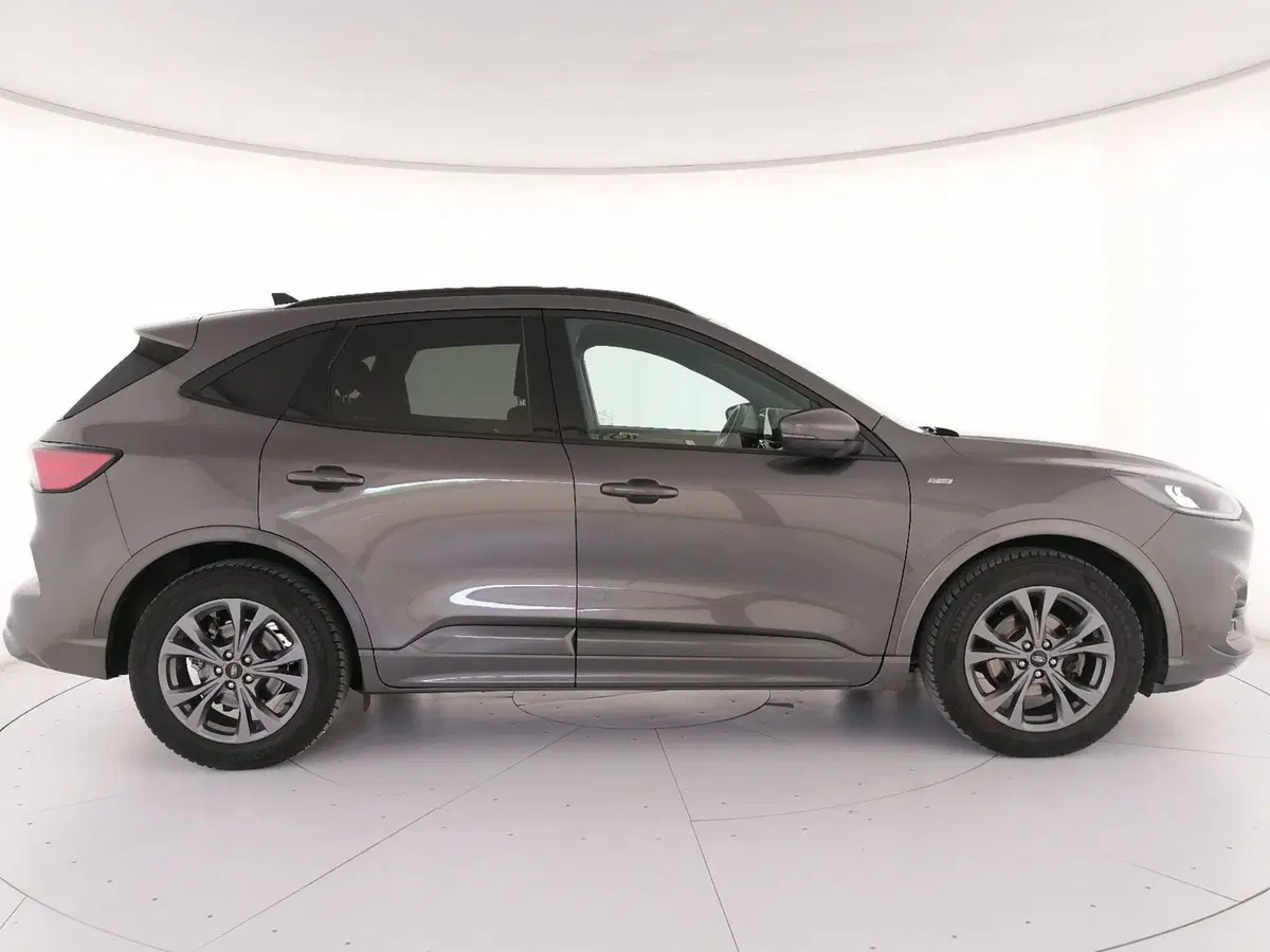 Ford Kuga usata a Roma (3)