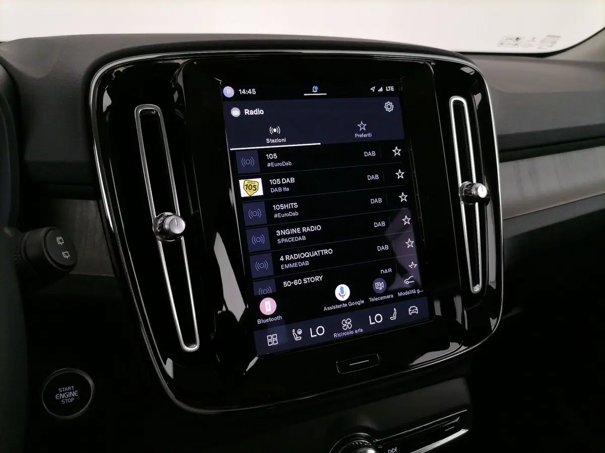 Volvo XC40 usata a Roma (18)