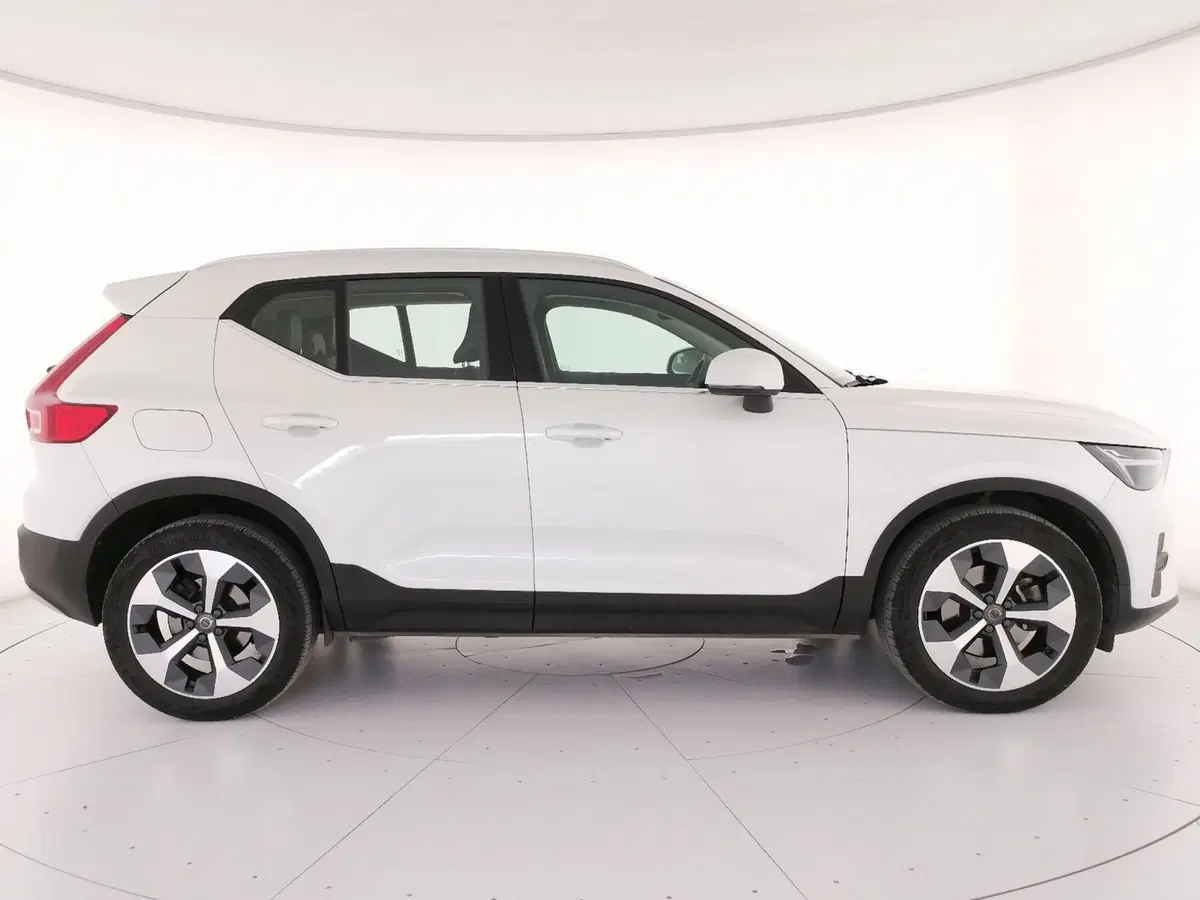 Volvo XC40 usata a Roma (3)