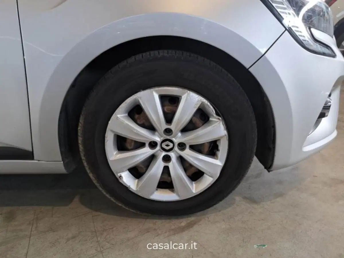 Renault Clio usata a Salerno (16)