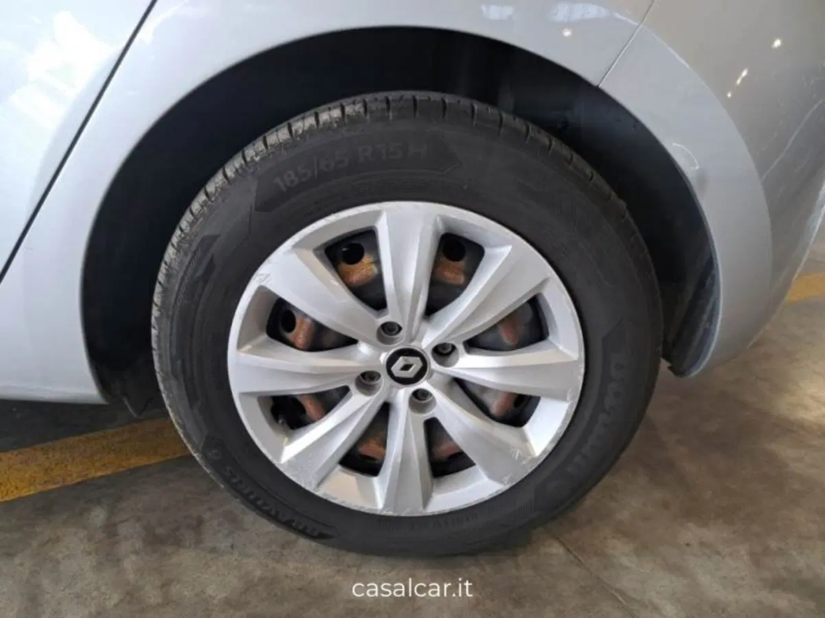 Renault Clio usata a Salerno (18)